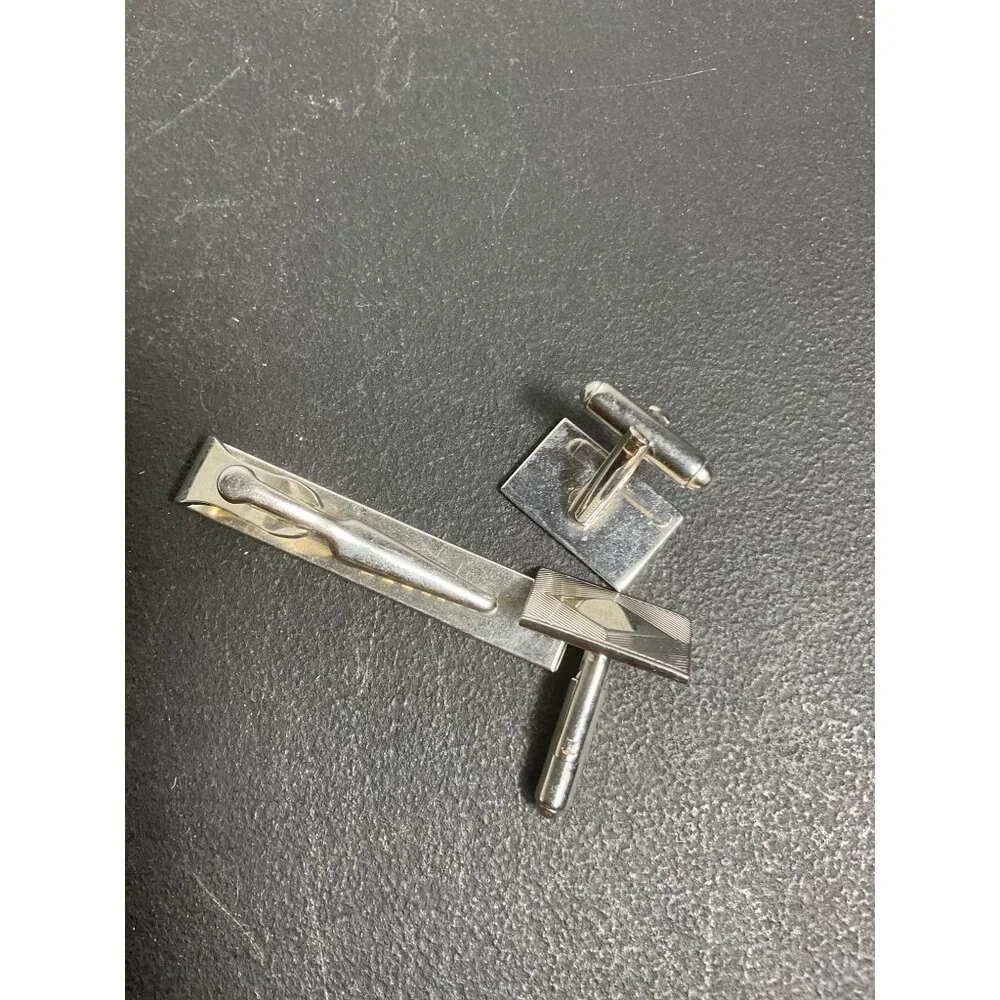 Vintage Silver Tone Tie Clip & Cufflinks Set